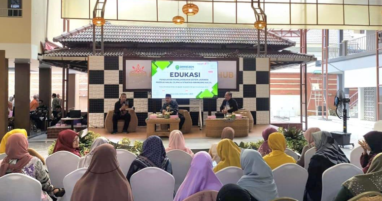EDUKASI PENGUATAN PEMELIHARAAN SISTEM JAMINAN PRODUK HALAL (SJPH) DAN STRATEGI BRANDING HALAL